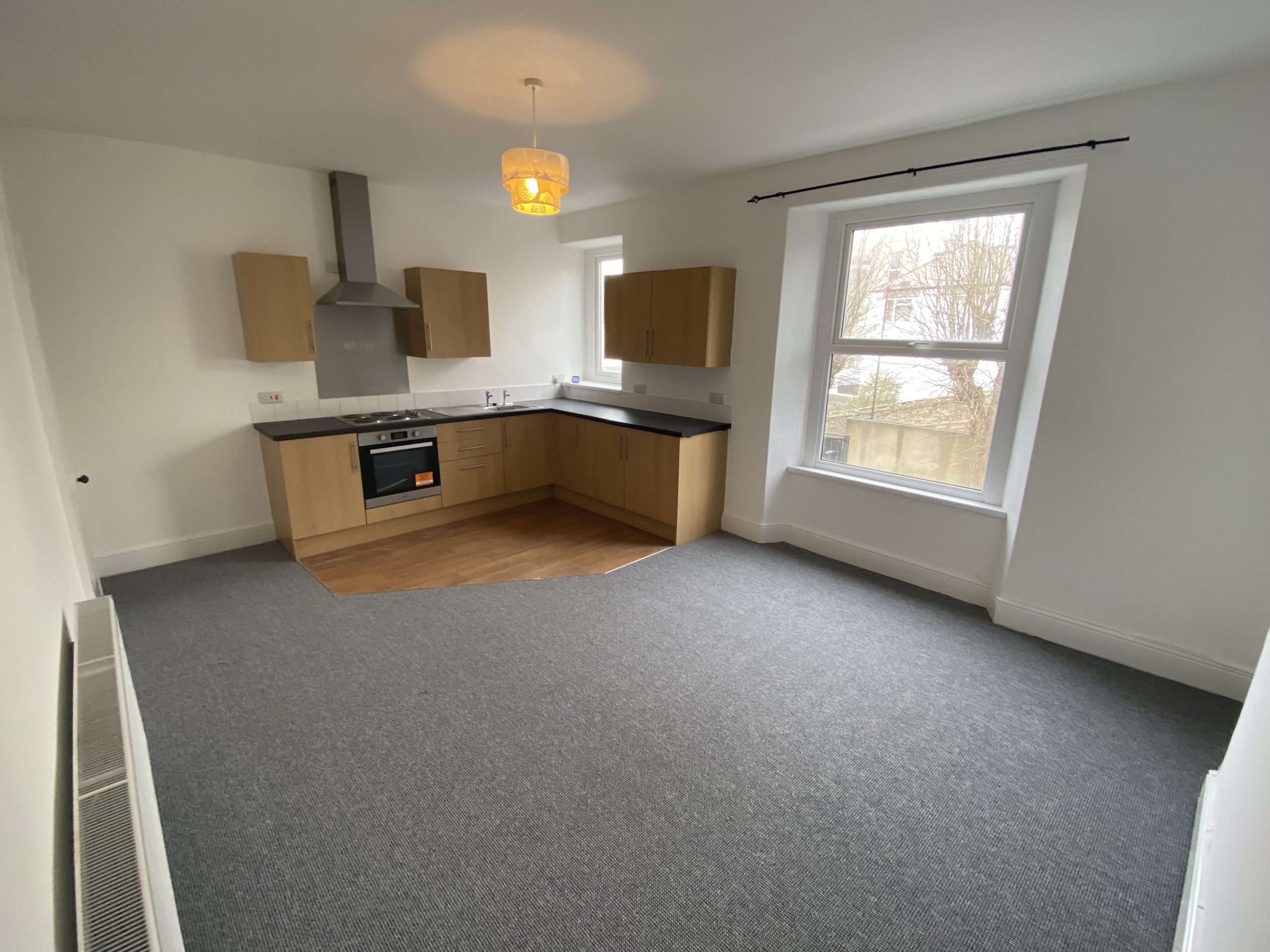 2 bedroom flat to rent in southgate